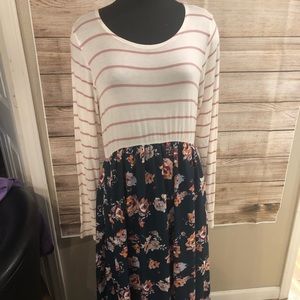 Women’s maxi dress